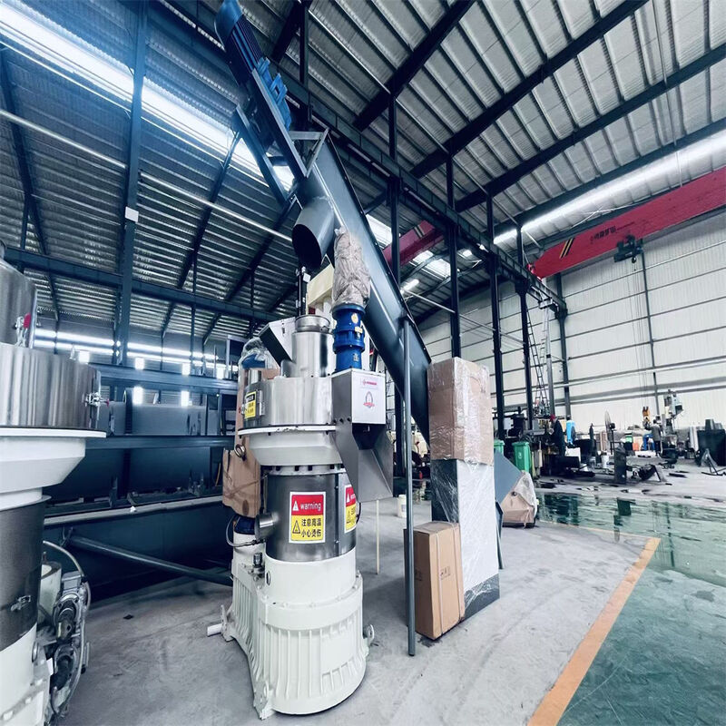 Высокоэффективный кольцевой пресс-гранулятор для древесных пеллет из биомассы с прочной конструкцией и удобным дизайном